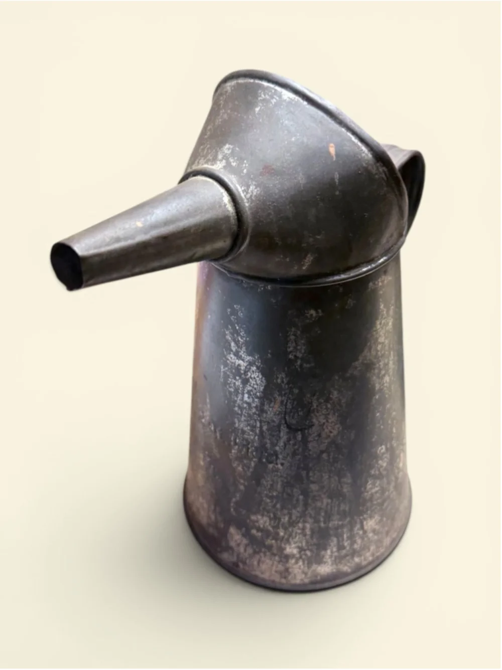 Primitive Rustic Metal Oil Pourer Vase Farmhouse Decor Industrial Country Pitche
